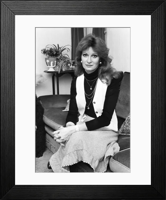 Framed Print : Christine Yorath, wife of Terry Yorath, pictured at home, 17th March 1978 Framed Print : Christine Yorath, wife of Terry Yorath, pictured at home, 17th March 1978