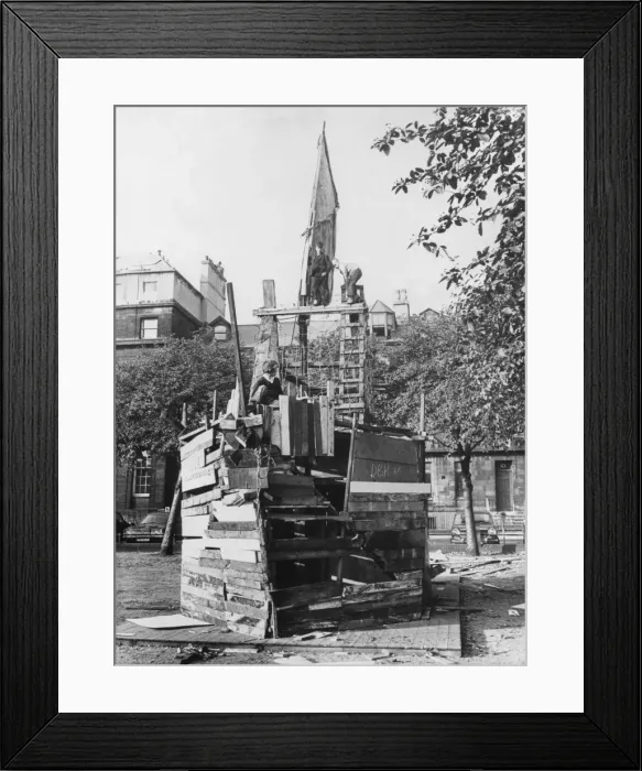 Framed Print : North East Festivals Children get to play on the ship structure in Old Eldon Framed Print : North East Festivals Children get to play on the ship structure in Old Eldon