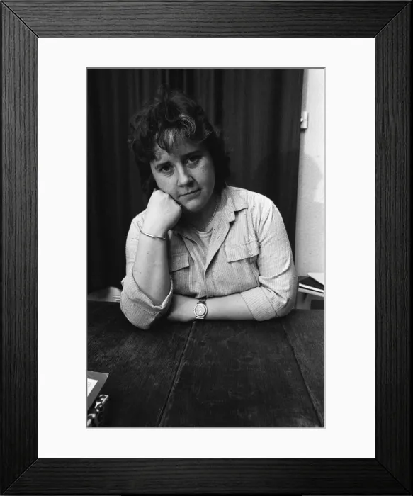 Framed Print : Val McDermid, Sunday People Journalist, 4th February 1981. House Sale Story Framed Print : Val McDermid, Sunday People Journalist, 4th February 1981. House Sale Story