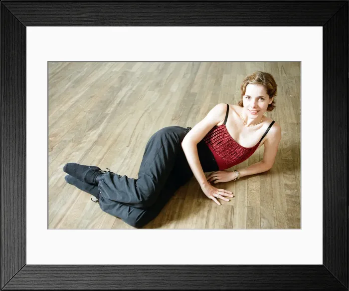 Framed Print : Darcey Bussell, a principal ballerina with the Royal Ballet Framed Print : Darcey Bussell, a principal ballerina with the Royal Ballet