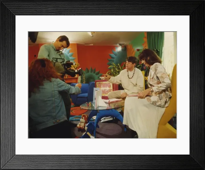 Framed Print : Television programme - The Big Breakfast 15 June 1994 circa - Presenters Mark Little Framed Print : Television programme - The Big Breakfast 15 June 1994 circa - Presenters Mark Little