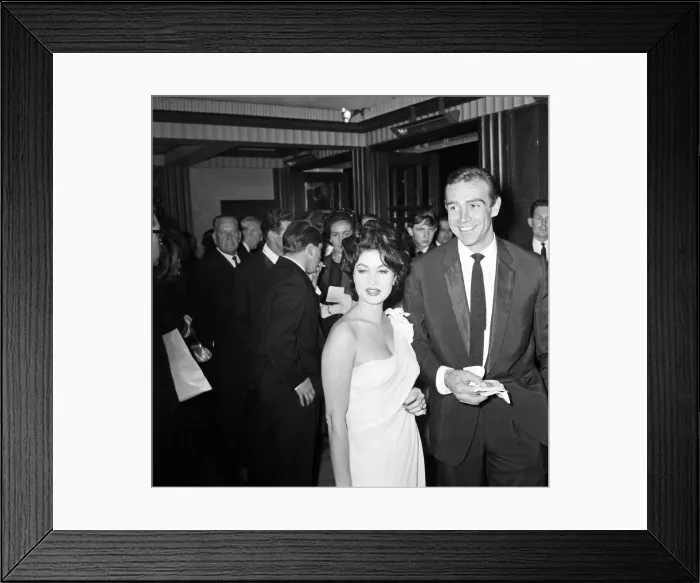Framed Print : Sean Connery and Zena Marshal attend the Film Premiere of DR NO Framed Print : Sean Connery and Zena Marshal attend the Film Premiere of DR NO