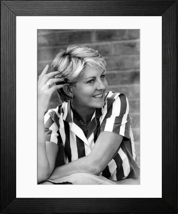 Framed Print : Television programme - Brookside - A filming of an episode 19 August 1983 - Set manager Framed Print : Television programme - Brookside - A filming of an episode 19 August 1983 - Set manager