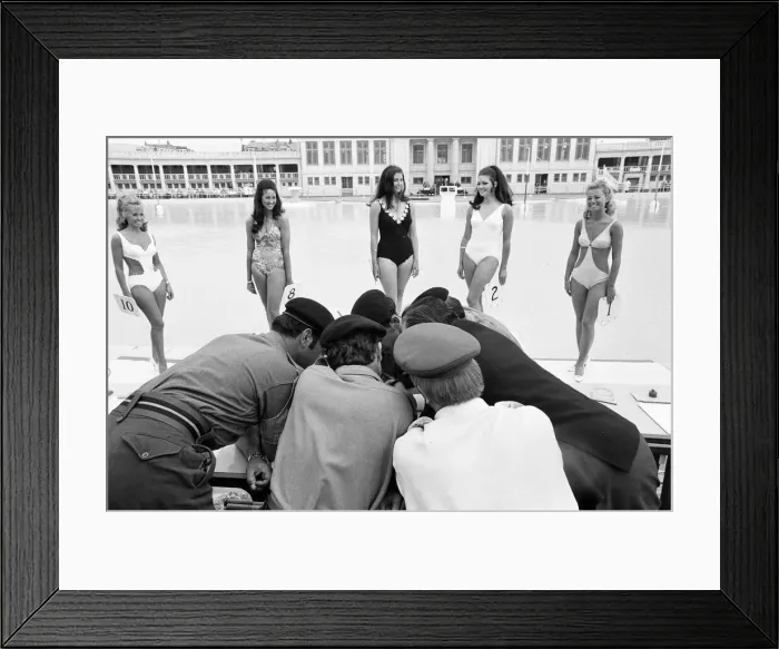 Framed Print : Miss Blackpool 1971, Beauty Competition Heat 4. Model and winner Framed Print : Miss Blackpool 1971, Beauty Competition Heat 4. Model and winner
