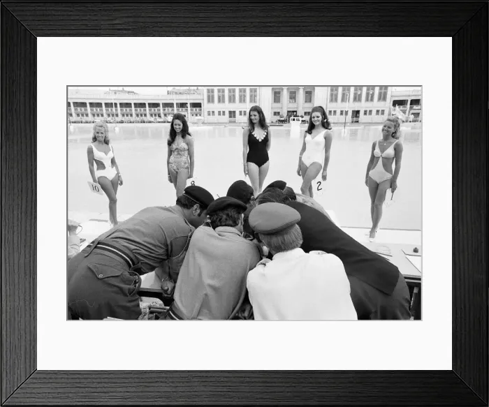 Framed Print : Miss Blackpool 1971, Beauty Competition Heat 4. Model and winner Framed Print : Miss Blackpool 1971, Beauty Competition Heat 4. Model and winner