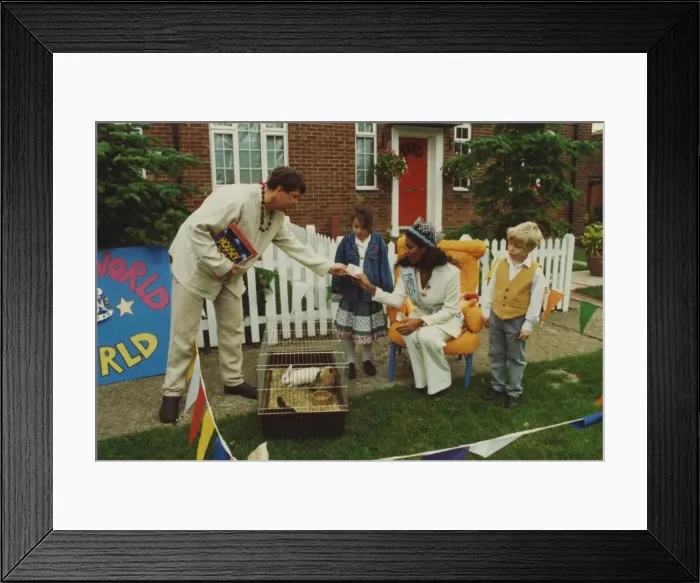 Framed Print : Television programme - The Big Breakfast 15 June 1994 circa - Presenter Mark Little with Framed Print : Television programme - The Big Breakfast 15 June 1994 circa - Presenter Mark Little with