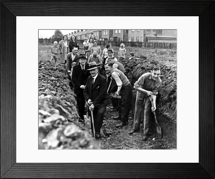 Framed Print : Residents of Links Avenue, Monkseaton, who decided to construct their own communal air Framed Print : Residents of Links Avenue, Monkseaton, who decided to construct their own communal air