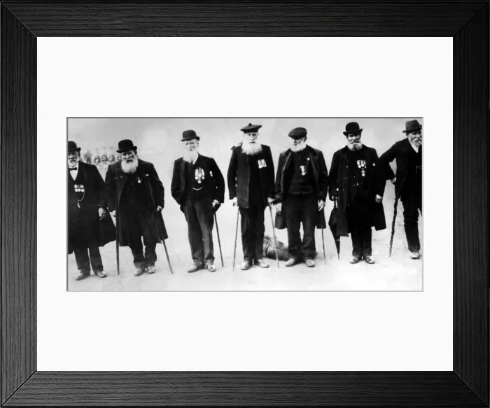 Framed Print : Veterans from The Battle of Balaclava of the Crimean War Framed Print : Veterans from The Battle of Balaclava of the Crimean War