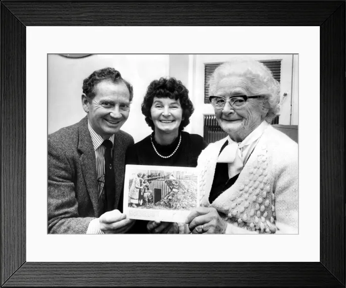 Framed Print : Thomasina Thomson, 83, with her son, Cliff and daughter, Sylvia Adams Framed Print : Thomasina Thomson, 83, with her son, Cliff and daughter, Sylvia Adams
