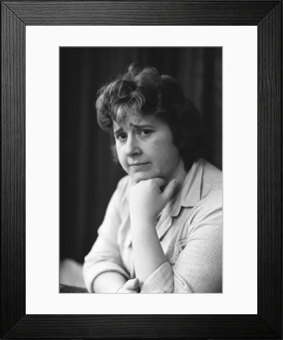 Framed Print : Val McDermid, Sunday People Journalist, 4th February 1981. House Sale Story Framed Print : Val McDermid, Sunday People Journalist, 4th February 1981. House Sale Story