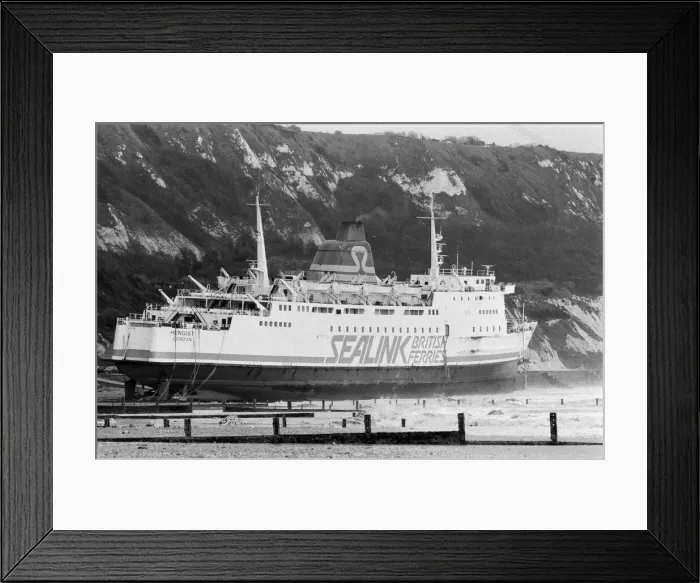 Framed Print : The 1987 Great Storm occurred on the night of 15?16th October 1987 Framed Print : The 1987 Great Storm occurred on the night of 15?16th October 1987