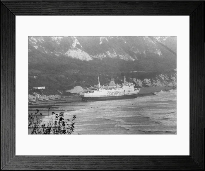 Framed Print : The 1987 Great Storm occurred on the night of 15?16th October 1987 Framed Print : The 1987 Great Storm occurred on the night of 15?16th October 1987