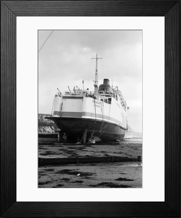 Framed Print : The 1987 Great Storm occurred on the night of 15?16th October 1987 Framed Print : The 1987 Great Storm occurred on the night of 15?16th October 1987