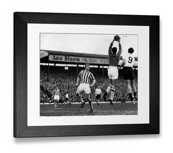 Framed Print : West Brom footballer Ray Barlow watches goalkeeper in action during a league match Framed Print : West Brom footballer Ray Barlow watches goalkeeper in action during a league match