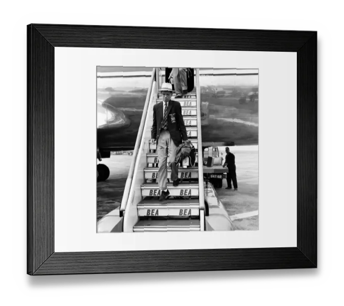 Framed Print : Don Thompson, British athlete, pictured on his return from the Olympic Games Framed Print : Don Thompson, British athlete, pictured on his return from the Olympic Games