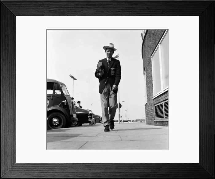 Framed Print : Don Thompson, British athlete, pictured on his return from the Olympic Games Framed Print : Don Thompson, British athlete, pictured on his return from the Olympic Games