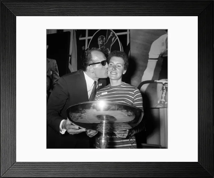 Framed Print : Beryl Burton & Henry Cooper, presented with Top Sportsman Framed Print : Beryl Burton & Henry Cooper, presented with Top Sportsman