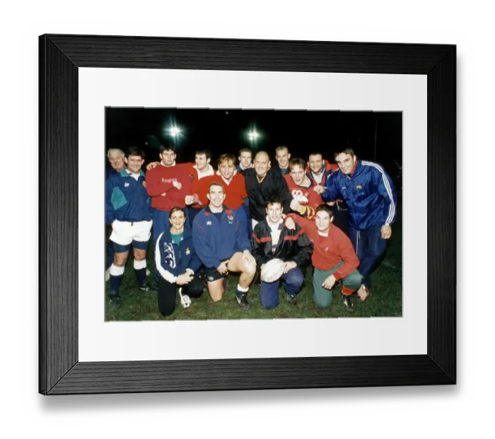 Framed Print : Raring to go- Coventrys senior squad ina confident mood as they put in the final