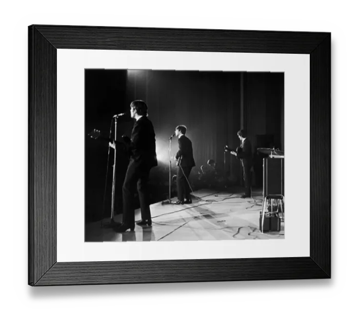 Framed Print : The Beatles in concert at the Olympia in Paris, France, Thursday 16th January 1964 Framed Print : The Beatles in concert at the Olympia in Paris, France, Thursday 16th January 1964