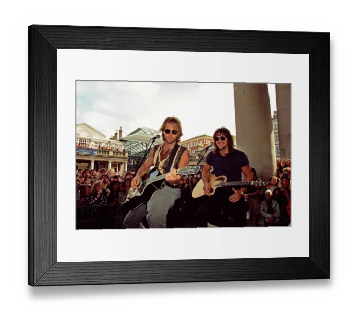 Framed Print : Jon Bon Jovi, lead singer of rock group Bon Jovi, busking in Covent Garden Framed Print : Jon Bon Jovi, lead singer of rock group Bon Jovi, busking in Covent Garden