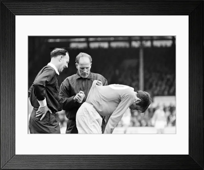 Framed Print : English League Division One match at Stamford Bridge. Chelsea 0 v Blackpool 2 Framed Print : English League Division One match at Stamford Bridge. Chelsea 0 v Blackpool 2