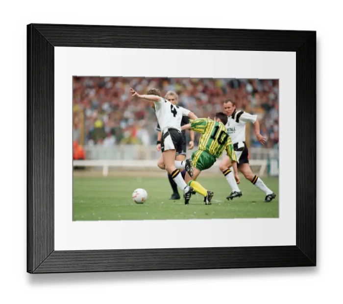 Framed Print : English League Division Two Play Off Final at Wembley Stadium