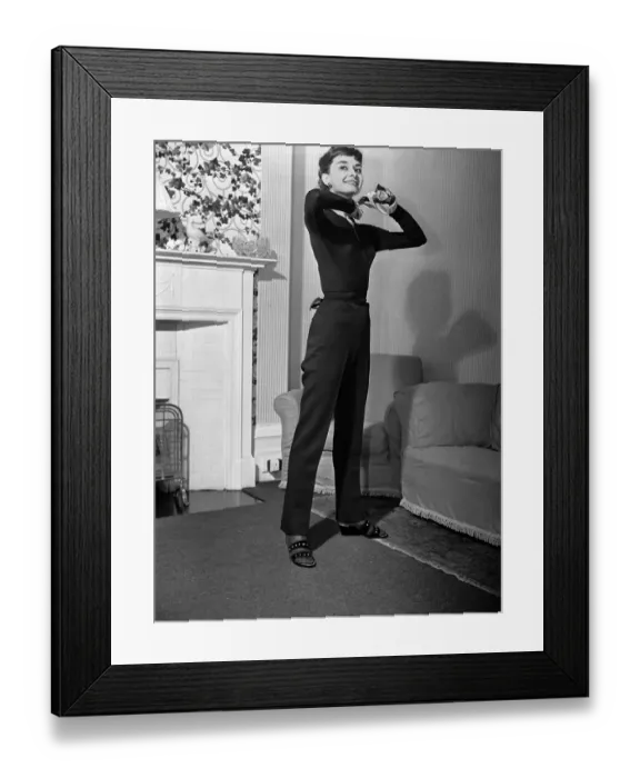 Framed Print : Audrey Hepburn, actress, May 1953 Framed Print : Audrey Hepburn, actress, May 1953