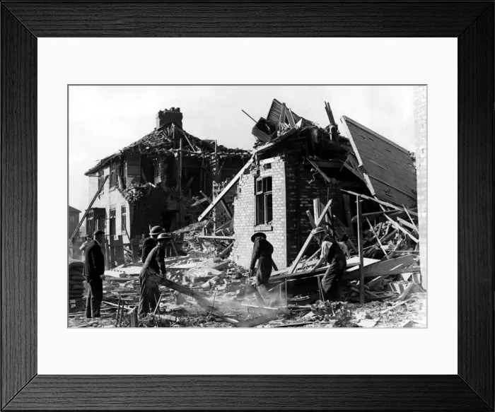 Framed Print : World War Two - Second World War - Severely damaged houses in High Heaton, Newcastle