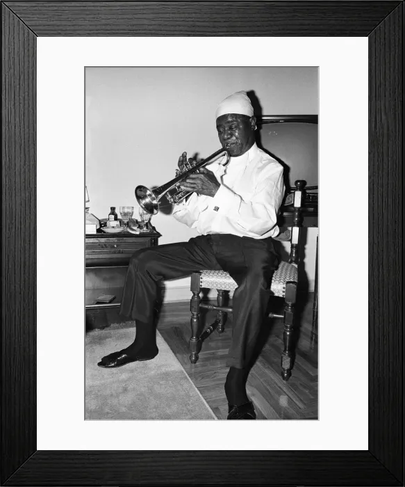 Framed Print : Louis Armstrong Pictured at the San Remo FIlm Festival 7th February 1968 Framed Print : Louis Armstrong Pictured at the San Remo FIlm Festival 7th February 1968