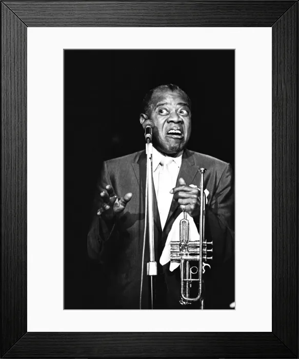 Framed Print : Louis Armstrong performing on stage whilst on tour circa 1968 Framed Print : Louis Armstrong performing on stage whilst on tour circa 1968