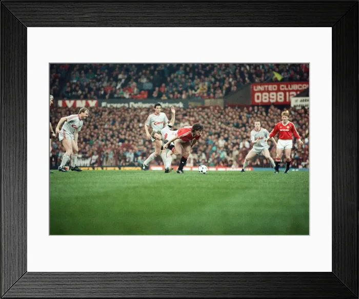 Framed Print : English League Division One match at Old Trafford. Manchester United 3 v Liverpool