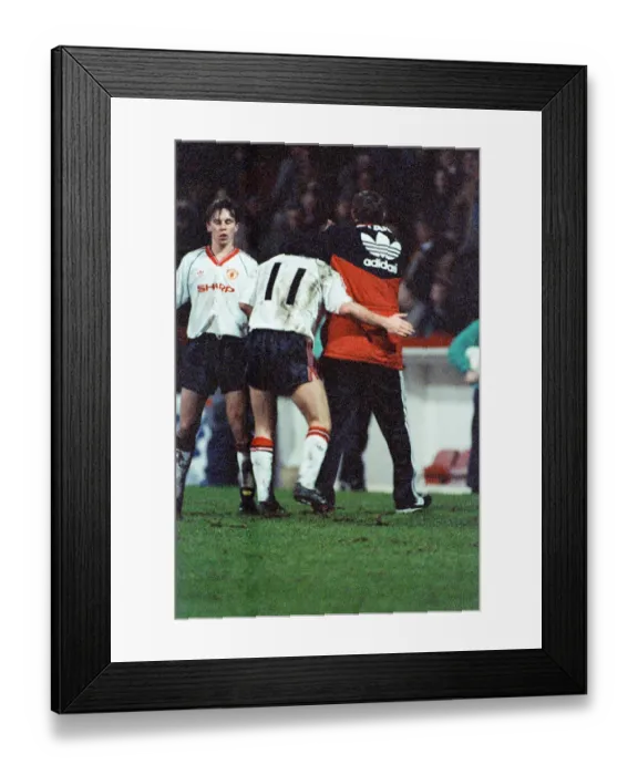 Framed Print : 1990 FA Cup Third Round match at The City Ground. Nottingham Forest 0 v Manchester