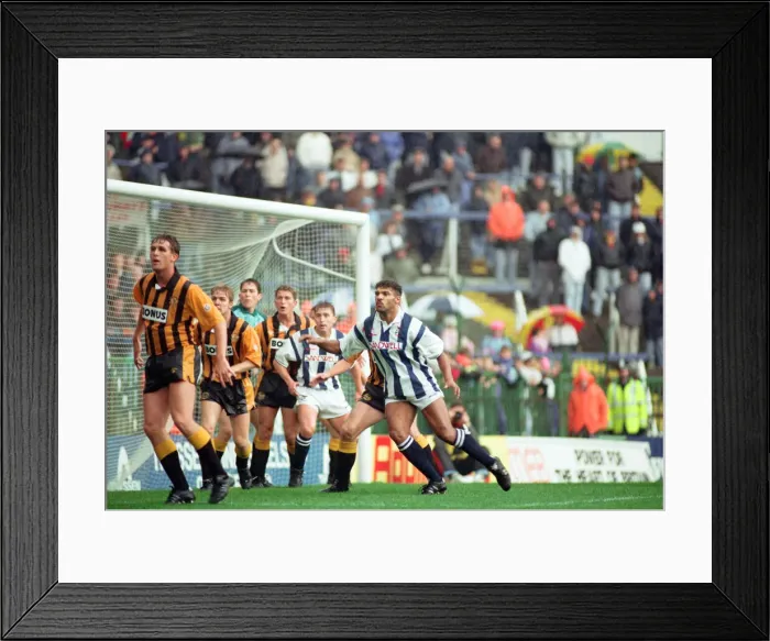 Framed Print : Don Goodman of West Bromwich Albion in action against Hull. 28th September 1991 Framed Print : Don Goodman of West Bromwich Albion in action against Hull. 28th September 1991
