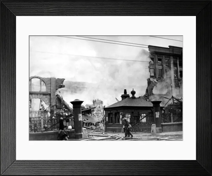 Framed Print : World War Two - Second World War - The ruins after a German air raid on a North East of