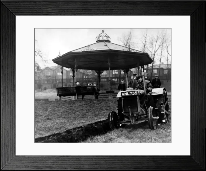 Framed Print : World War Two - Second World War - A wartime tractor ploughs up the turf in Hodgkin