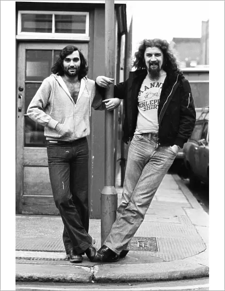 Scottish Comedian and Cabaret star Billy Connolly met George Best in London to discuss