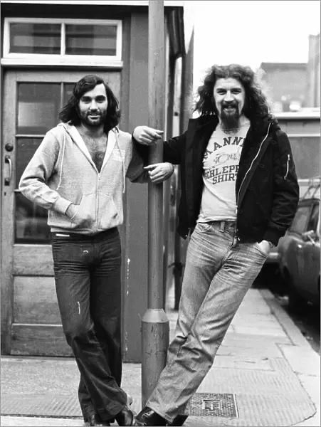 Scottish Comedian and Cabaret star Billy Connolly met George Best in London to discuss
