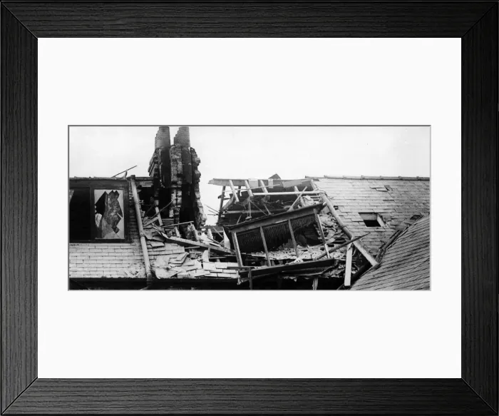 Framed Print : A house in Gladstone Road Scarborough hit by German shell fire during a raid by Framed Print : A house in Gladstone Road Scarborough hit by German shell fire during a raid by