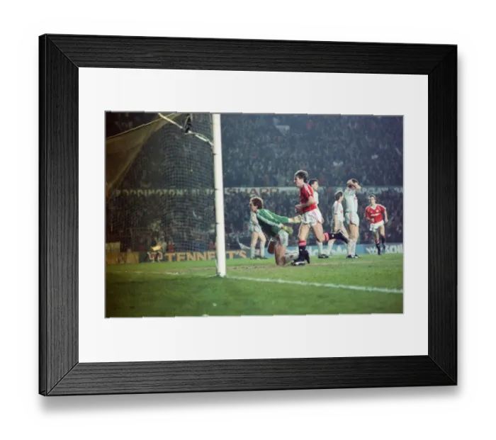 Framed Print : English League Division One match at Old Trafford. Manchester United 3 v Liverpool