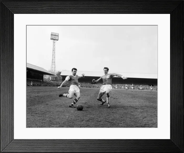 Framed Print : English League Division One match at Portman Road. Ipswich Town 1 v Blackpool 1 Framed Print : English League Division One match at Portman Road. Ipswich Town 1 v Blackpool 1