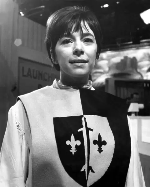 Television programme - Dr Who - Actress Jackie Lane who plays Dodo a companion of