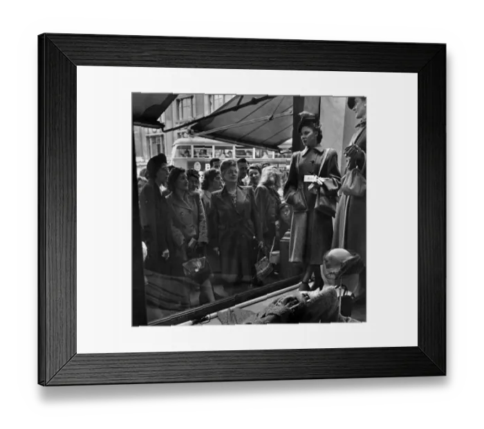 Framed Print : Clothing-Fashion: Mannequins: Display in window of Oxford shop Framed Print : Clothing-Fashion: Mannequins: Display in window of Oxford shop