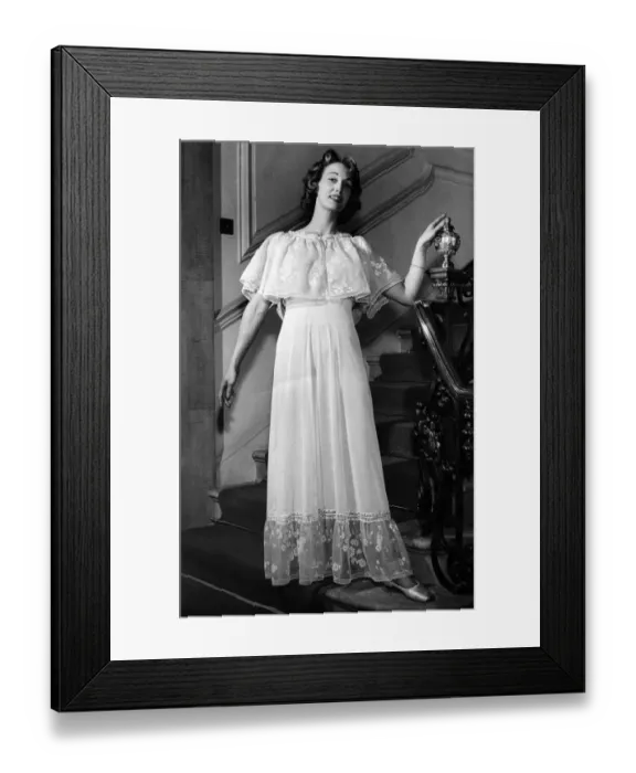 Framed Print : Clothing: Fashion: Nightwear: At the Kayser Show of their new Autumn Framed Print : Clothing: Fashion: Nightwear: At the Kayser Show of their new Autumn