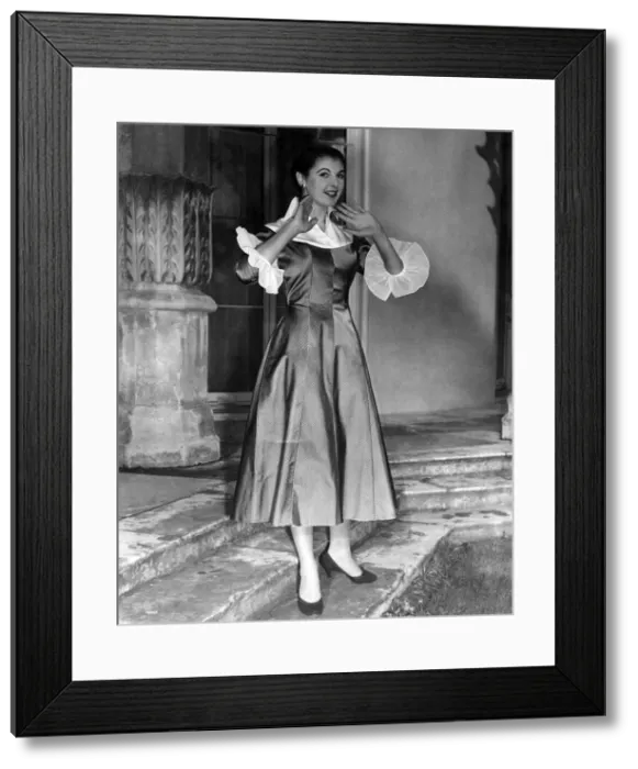 Framed Print : Clothing Fashion 1955. January 1955 P021270 Framed Print : Clothing Fashion 1955. January 1955 P021270