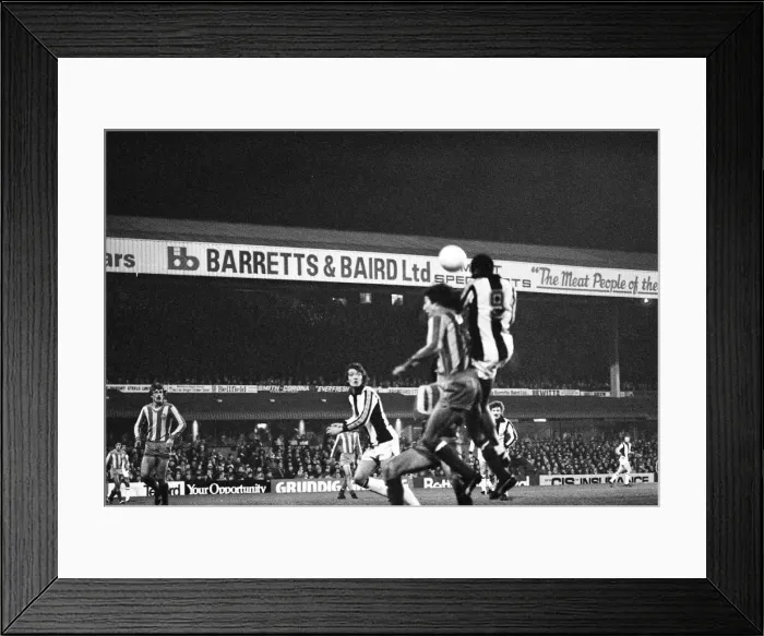 Framed Print : West Brom 2-0 Valencia, UEFA Cup match at The Hawthorns, Wednesday 6th December 1978 Framed Print : West Brom 2-0 Valencia, UEFA Cup match at The Hawthorns, Wednesday 6th December 1978