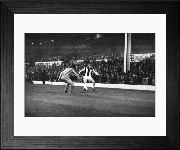 Framed Print : West Brom 2-0 Valencia, UEFA Cup match at The Hawthorns, Wednesday 6th December 1978 Framed Print : West Brom 2-0 Valencia, UEFA Cup match at The Hawthorns, Wednesday 6th December 1978