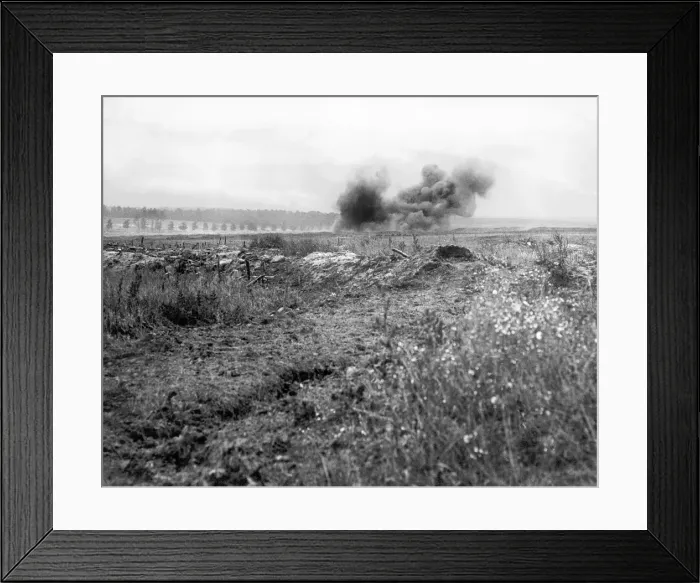 Framed Print : British artillery barrage on German trenches on the Somme. Circa 19th July 1916 Framed Print : British artillery barrage on German trenches on the Somme. Circa 19th July 1916