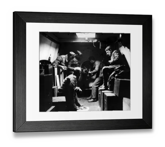 Framed Print : British soldiers seen here serving one of the large artillery pieces on an armoured train