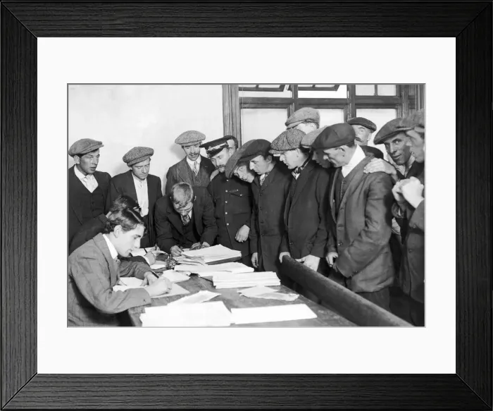 Framed Print : Friends joining up at the beginning of the First World War Framed Print : Friends joining up at the beginning of the First World War