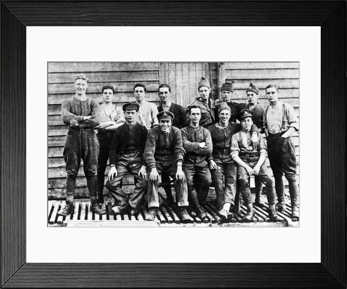 Framed Print : Members of A battery of the Royal Field Artillery pose for the camera somewhere in France Framed Print : Members of A battery of the Royal Field Artillery pose for the camera somewhere in France